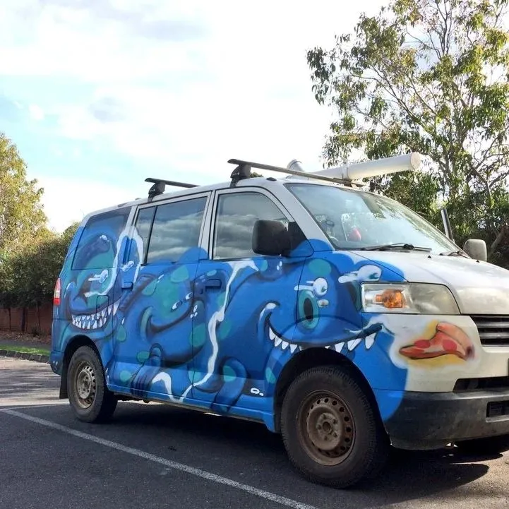 オーストラリアで友人の中古バンにグラフィティアートを描いた頃...