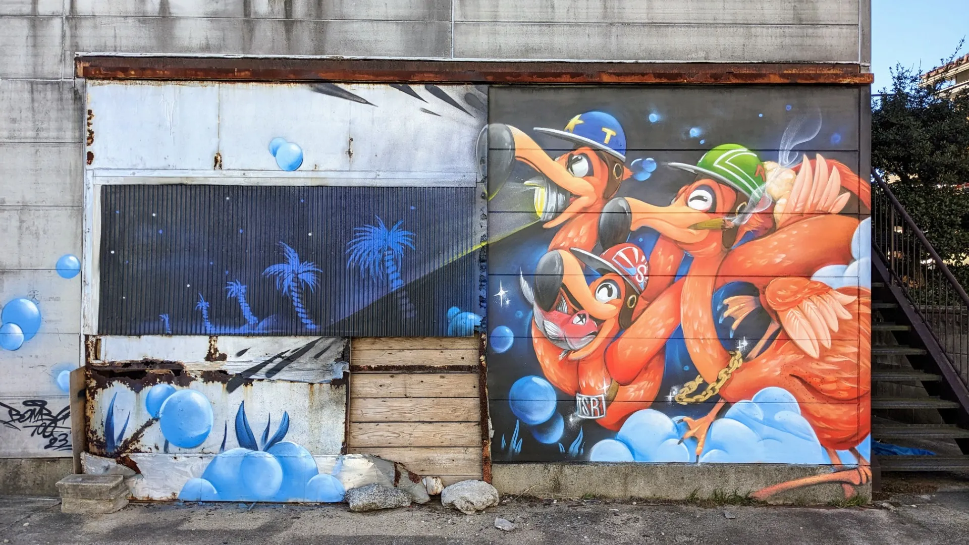 仲間が集まる場所に、物語が生まれた倉庫外壁｜愛知県