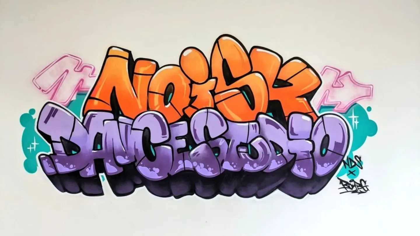 ポップなグラフィティアートで演出!