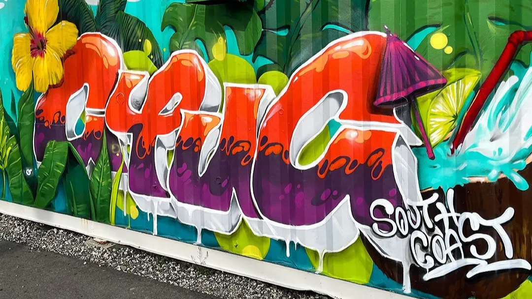 夏の空気を、外壁から感じるレストラン|兵庫県