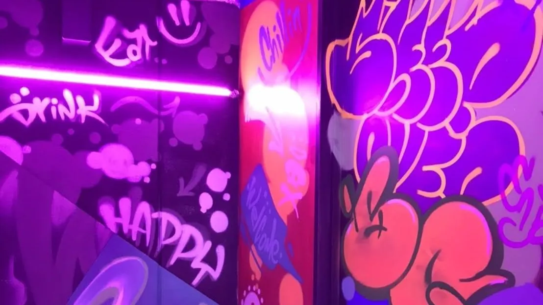 扉をくぐった瞬間、空気が切り替わるホテルエントランス|東京都