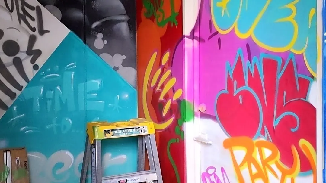 扉をくぐった瞬間、空気が切り替わるホテルエントランス|東京都