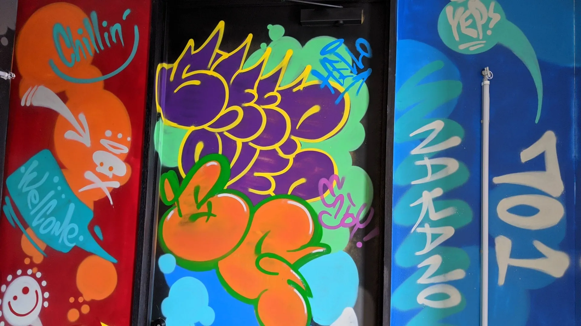 扉をくぐった瞬間、空気が切り替わるホテルエントランス｜東京都