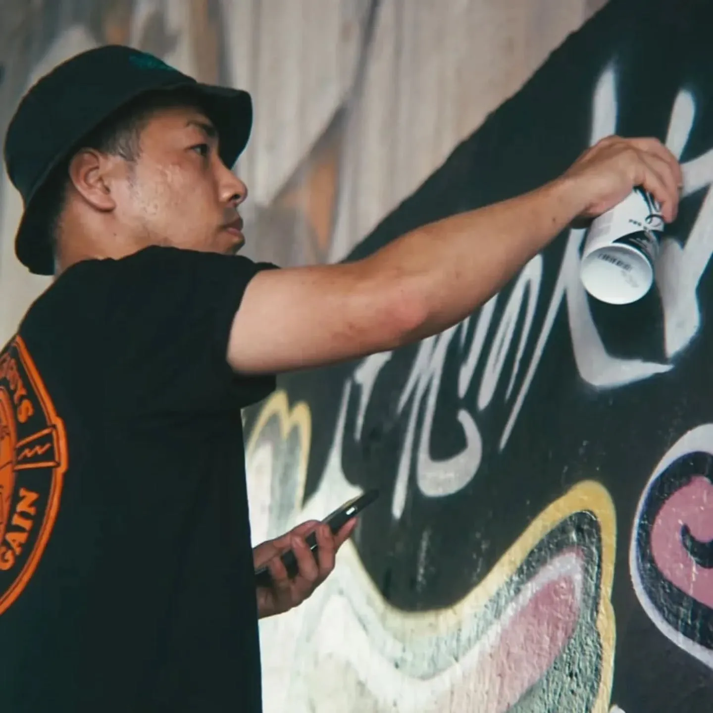 ずっと1人で描いてきた。