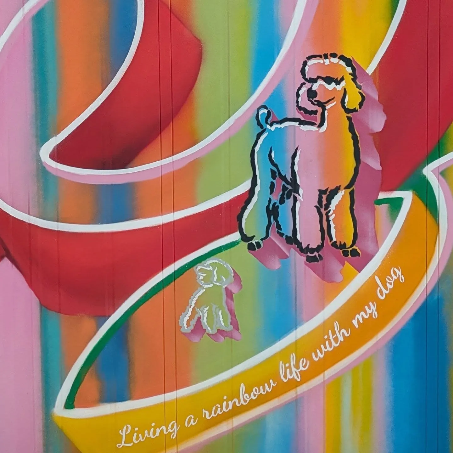 レインボーシャワーの壁画アート🌈